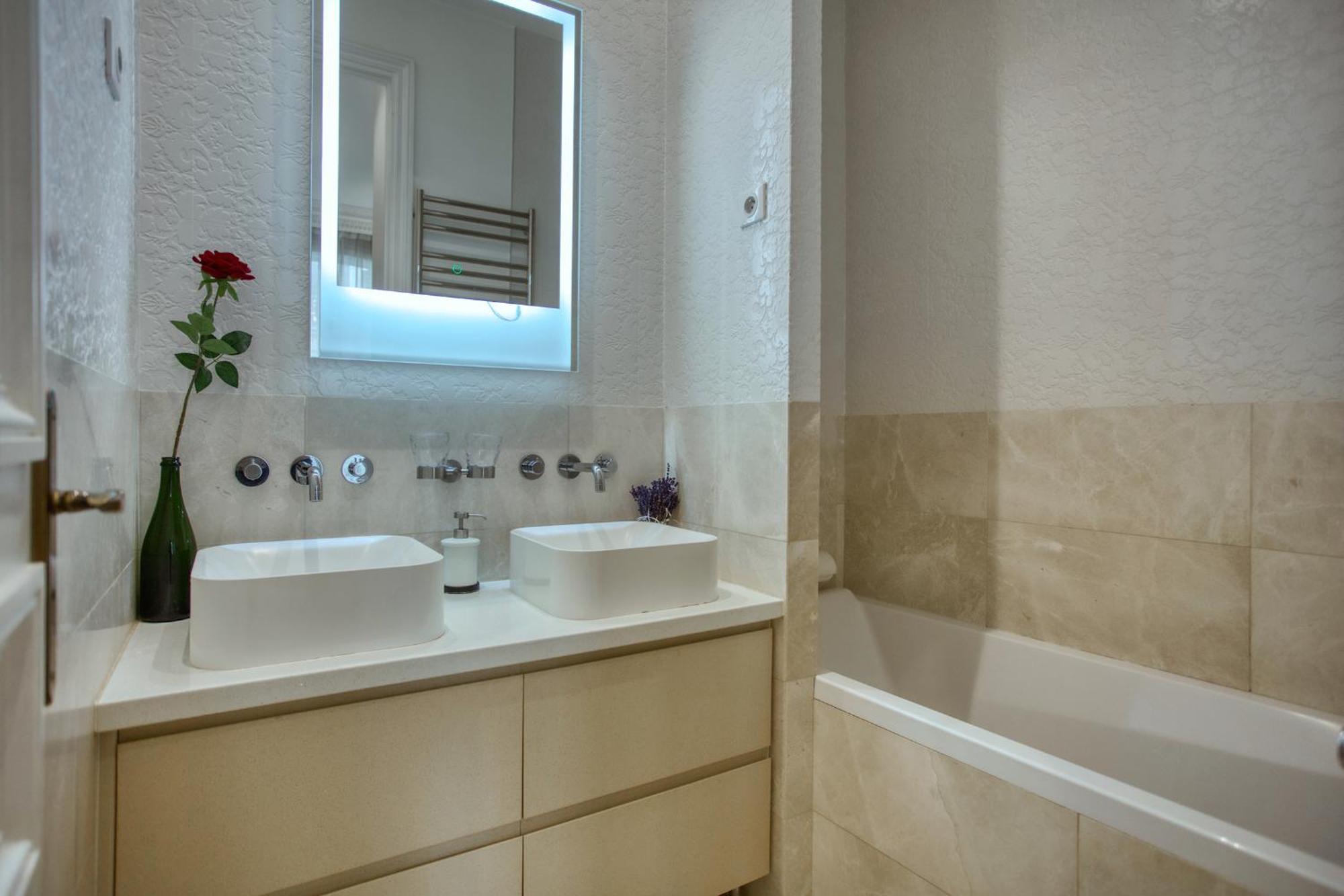Luxueux 200M2 5Ch Champs Elysees A 1Min Perle Rare Paris Exterior photo